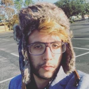 Meet your Posher, Camilo